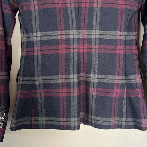 Express Notch Collar One Button Blazer - Navy Plaid - 0 - Picture 9 of 14